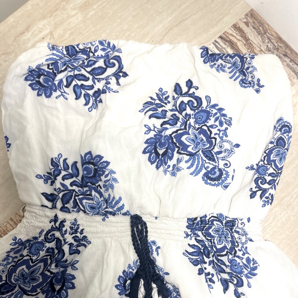 Xhilaration White and blue strapless dress